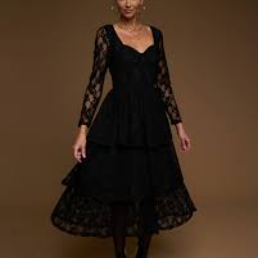 Chic Black Lace Long Sleeve Dress